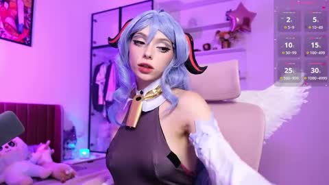 Holli online show from 05-07-26, 11:48