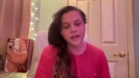 Hollys Drive threw Side Of CB. online show from 12-17-24, 03:17