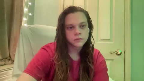 Hollys Drive threw Side Of CB. online show from 12-20-24, 03:14