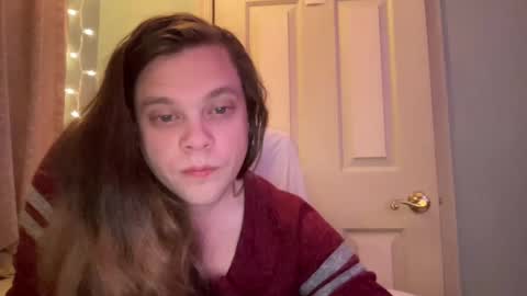 Hollys Drive threw Side Of CB. online show from 12-29-24, 03:44