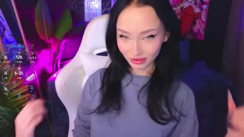 holly_berryy_ online show from 09-09-25, 01:49