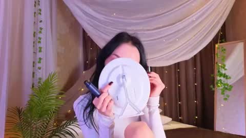 holly_berryy_ online show from 09-19-25, 01:29