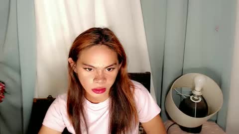 Snapshot of holly_sugar20 chatting on 12-08-24, 03:53 Mika Duhay Velat online show from 12-08-24, 03:53