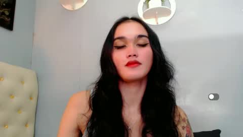 Apple online show from 12-24-24, 11:28