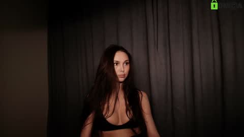 hollyextra online show from 11-02-25, 09:28