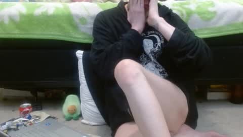 Holly Hawkes online show from 12-10-24, 12:06