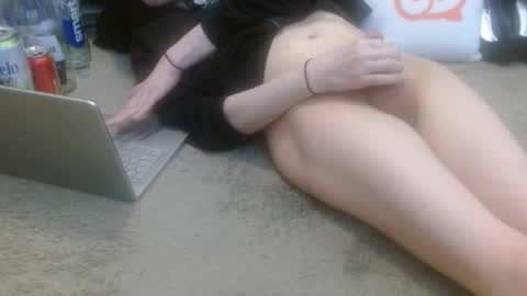 Snapshot of hollyhawkes chatting on 02-09-26, 10:47 Holly Hawkes online show from 02-09-26, 10:47