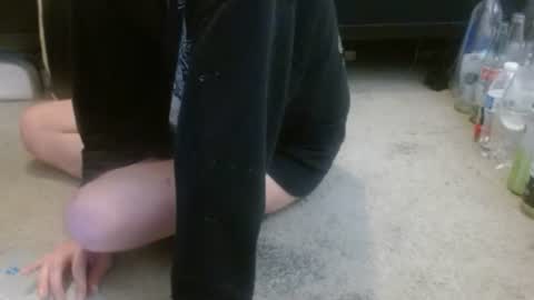 Snapshot of hollyhawkes chatting on 07-23-26, 01:58 Holly Hawkes online show from 07-23-26, 01:58