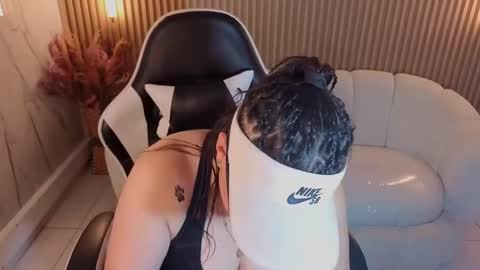 Holly  online show from 11-15-25, 01:18