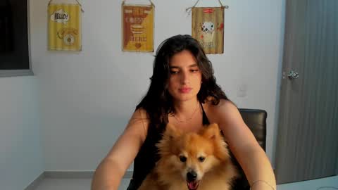 hollyshit_ online show from 01-03-25, 02:43