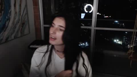 hollyshit_ online show from 01-31-25, 12:39