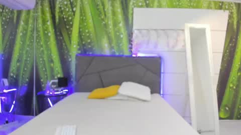 HollyTaillor online show from 06-30-26, 05:41