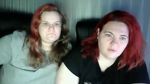 HollyXEva online show from 01-14-26, 08:25