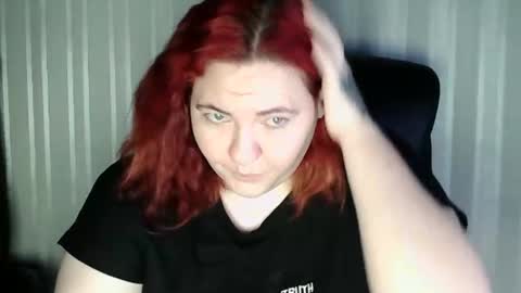 HollyXEva online show from 01-18-26, 04:05