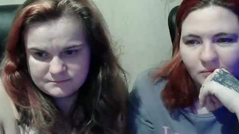 HollyXEva online show from 01-31-26, 07:11