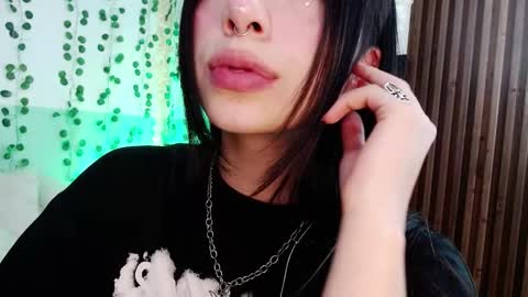 holly online show from 12-31-24, 05:29