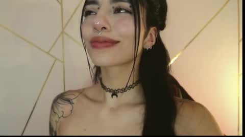 holly online show from 02-25-25, 04:35