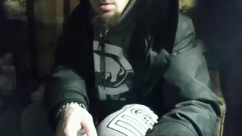 Snapshot of holt1991 chatting on 12-05-25, 01:47 Holter online show from 12-05-25, 01:47