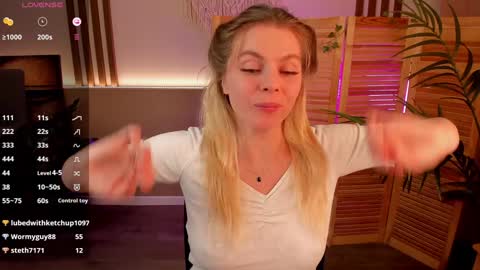 Alexa online show from 12-26-24, 09:44