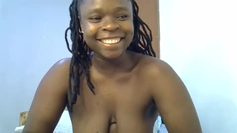 holy_ebony online show from 05-24-26, 04:39