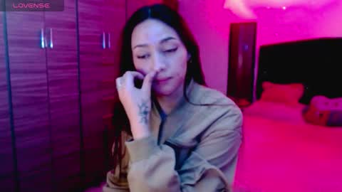 Juli online show from 11-07-25, 03:50