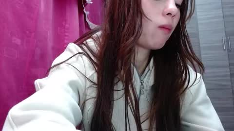 Juli online show from 03-06-26, 04:09
