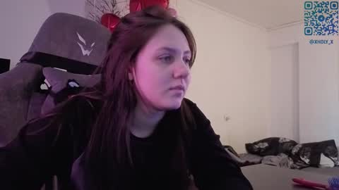 Kviki online show from 02-25-26, 03:27