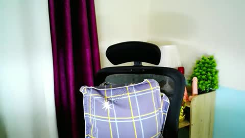 holy_maxine online show from 02-03-26, 06:11