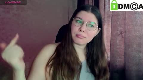 Welcome guys  Pleasure to see you all here  My name is MichaelaTip menu is active Private is open  online show from 03-12-26, 06:52