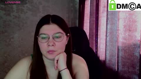 Welcome guys  Pleasure to see you all here  My name is MichaelaTip menu is active Private is open  online show from 03-14-26, 05:24