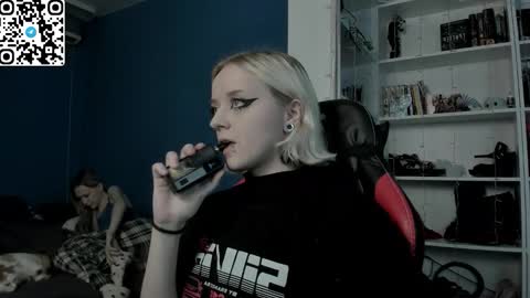 holy_mistresss online show from 12-20-25, 10:22