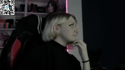 holy_mistresss online show from 03-11-26, 09:37