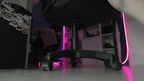 holy_mistresss online show from 04-14-26, 08:09