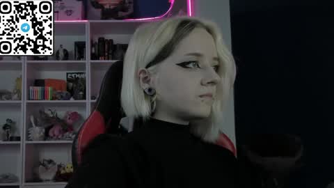 holy_mistresss online show from 05-05-26, 08:44