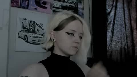 holy_mistresss online show from 05-08-26, 08:30