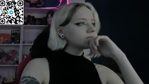 holy_mistresss online show from 05-12-26, 08:22