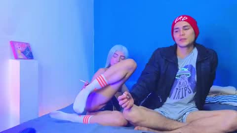      online show from 02-09-25, 08:33