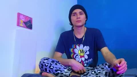      online show from 02-24-25, 12:37