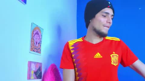      online show from 11-13-25, 08:02