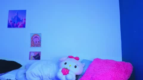      online show from 12-13-25, 09:09