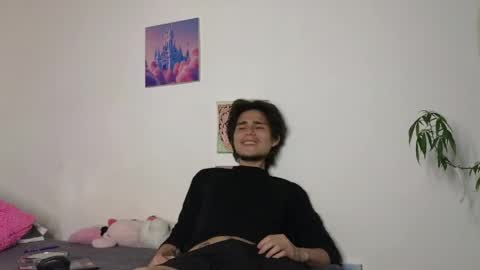      online show from 05-10-26, 03:44