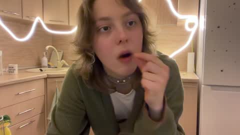 dori not holy get my tg channel with link from description under last photo online show from 01-19-25, 12:49