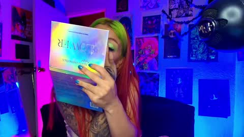 Snapshot of holyeva chatting on 12-01-24, 11:58 online show from 12-01-24, 11:58