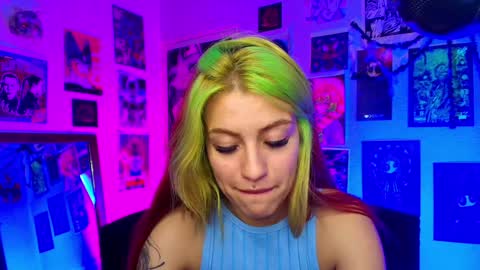 Snapshot of holyeva chatting on 12-06-24, 12:56 online show from 12-06-24, 12:56