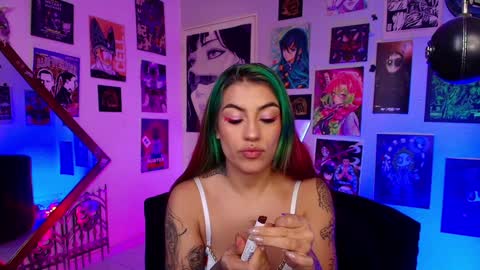 Snapshot of holyeva chatting on 02-03-25, 07:21 online show from 02-03-25, 07:21