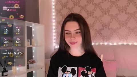 Mia online show from 12-01-25, 03:55