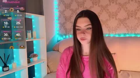 Snapshot of holymiax chatting on 05-24-26, 03:22 Mia online show from 05-24-26, 03:22