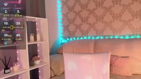 Snapshot of holymiax chatting on 05-31-26, 03:58 Mia online show from 05-31-26, 03:58
