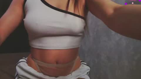 holysinner83 online show from 06-18-26, 01:59