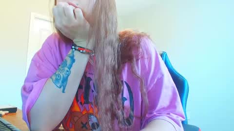 Viktoria online show from 12-11-24, 04:31